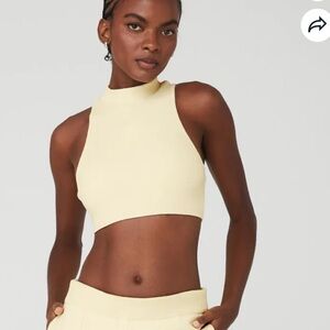 ALO YOGA  Goddess Rib Cropped Dynamite Tank - French Vanilla sz L worn 1x